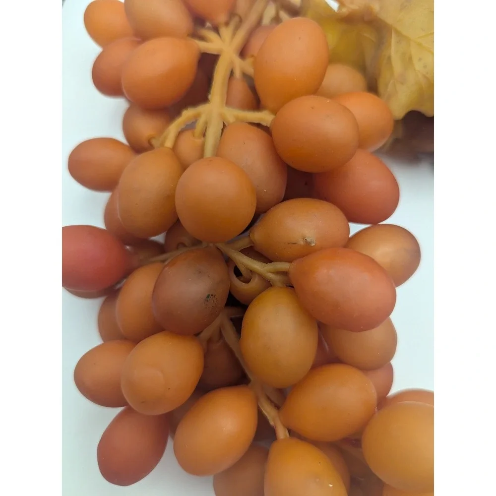 Vintage Style‎ Artificial Grape Clusters Burgundy Amber Faux Fruit Decor 2pc